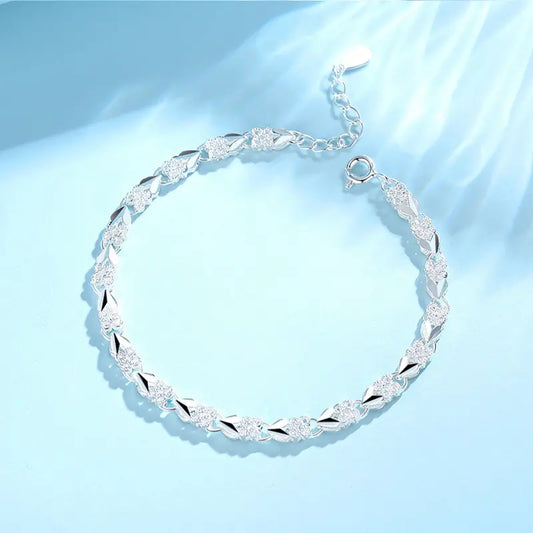 👉【Cumpărați unul și primiți unul gratuit】💖🍀Brățară de mână pentru femei, din argint sterling 925, cu trifoi cu patru foi, Love New Fashion