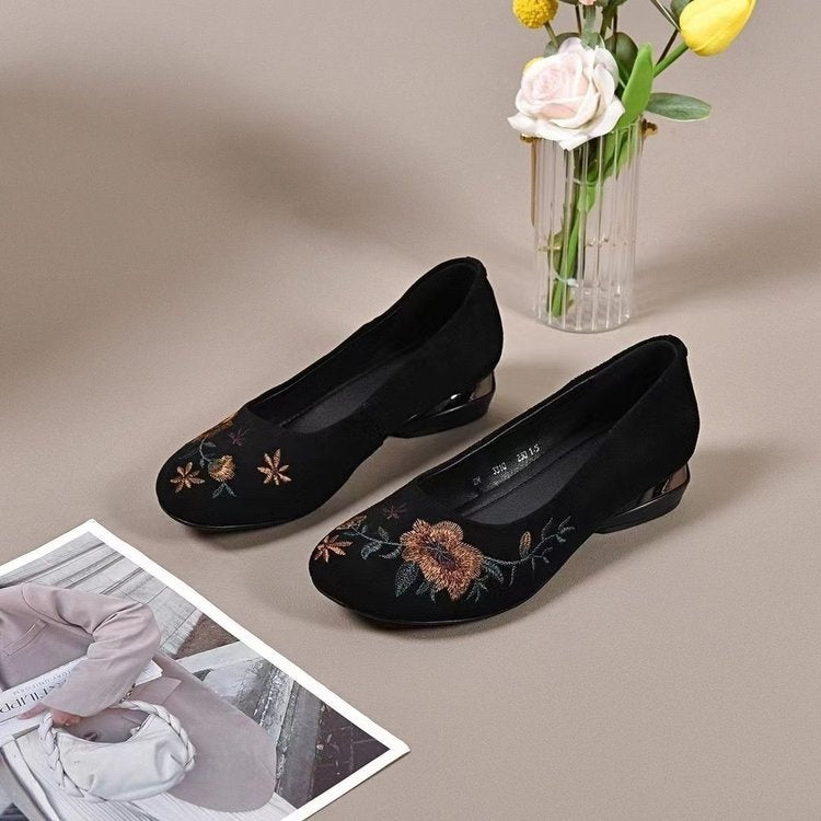 🔥【Promocja poza sezonem】【Kup 1, a 2 dostaniesz gratis】【35-41】2024 nowe modne, miękkie, wsuwane buty 