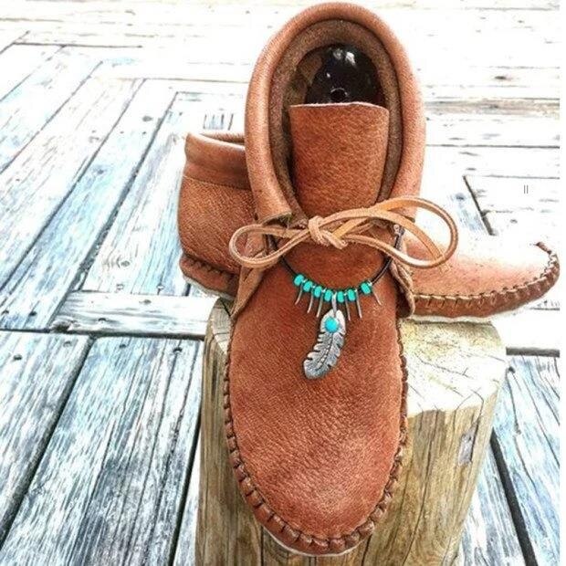 👢【35-43】2023 Damskie krótkie buty z piórami 